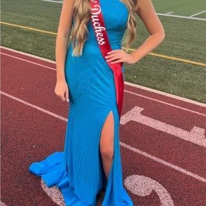 Sherri Hill, one shoulder dress.